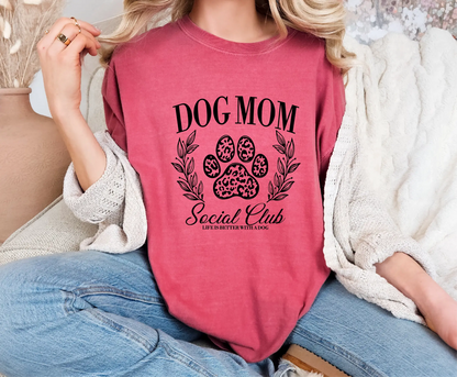 Dog Mom Comfort Colors T-Shirt