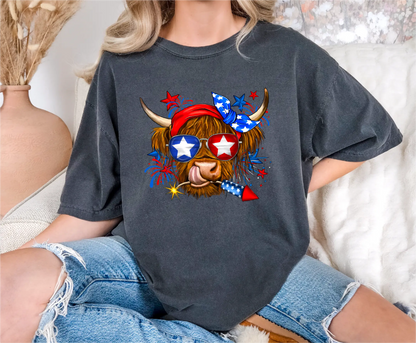 Patriotic Highland Cow Comfort Colors T-Shirt